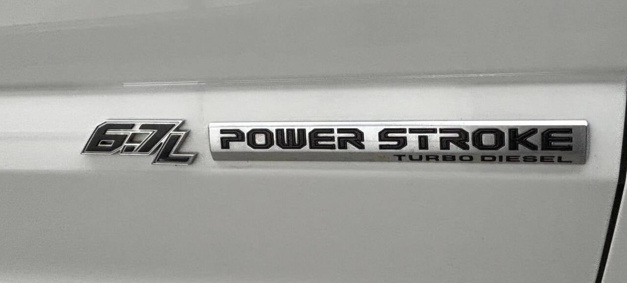 2019 Ford F-350 Super Duty XLT 4x4 4dr Crew Cab 8 ft. LB DRW Pickup