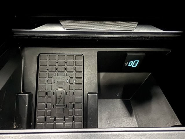 2023 Ford Super Duty F-350 DRW Platinum 4x4 4dr Crew Cab 8 ft. LB DRW Pickup