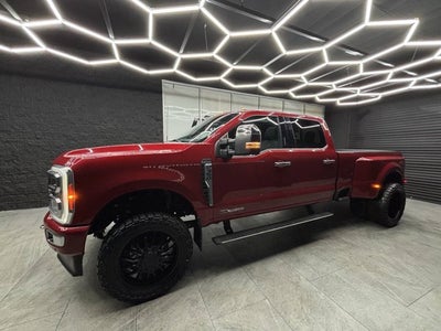 2023 Ford Super Duty F-350 DRW Platinum 4x4 4dr Crew Cab 8 ft. LB DRW Pickup