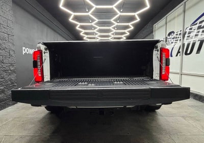2023 Ford F-350 Super Duty Lariat 4x4 4dr Crew Cab 8 ft. LB DRW Pickup