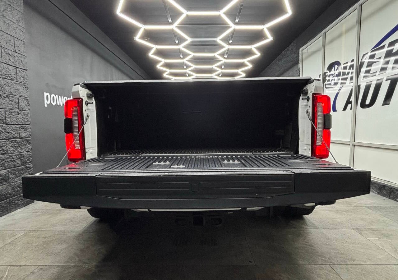 2023 Ford F-350 Super Duty Lariat 4x4 4dr Crew Cab 8 ft. LB DRW Pickup