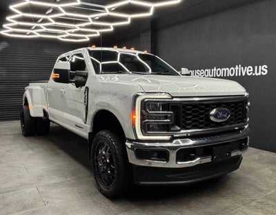 2023 Ford F-350 Super Duty Lariat 4x4 4dr Crew Cab 8 ft. LB DRW Pickup