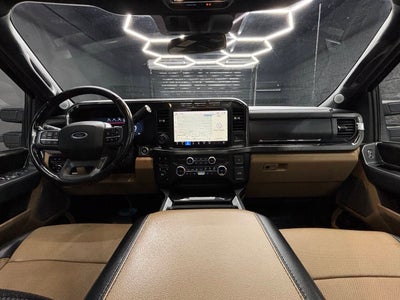 2023 Ford F-350 Super Duty Lariat 4x4 4dr Crew Cab 8 ft. LB DRW Pickup