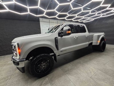 2023 Ford F-350 Super Duty Lariat 4x4 4dr Crew Cab 8 ft. LB DRW Pickup