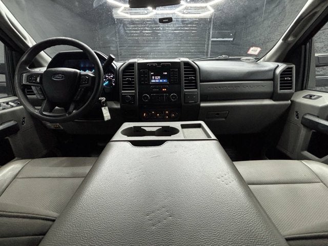 2017 Ford Super Duty F-450 DRW XL 4x4 4dr Crew Cab 8 ft. LB DRW Pickup