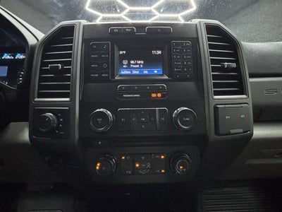 2017 Ford Super Duty F-450 DRW XL 4x4 4dr Crew Cab 8 ft. LB DRW Pickup