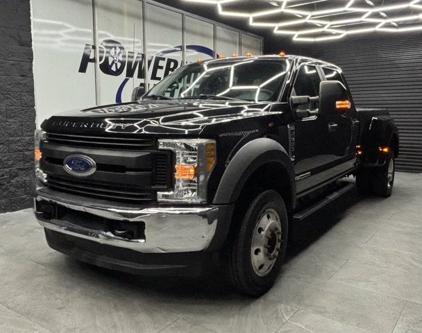 2017 Ford Super Duty F-450 DRW XL 4x4 4dr Crew Cab 8 ft. LB DRW Pickup