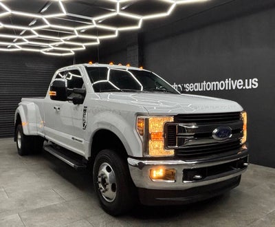 2019 Ford F-350 Super Duty XLT 4x4 4dr SuperCab 8 ft. LB DRW Pickup