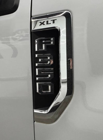 2019 Ford F-350 Super Duty XLT 4x4 4dr SuperCab 8 ft. LB DRW Pickup