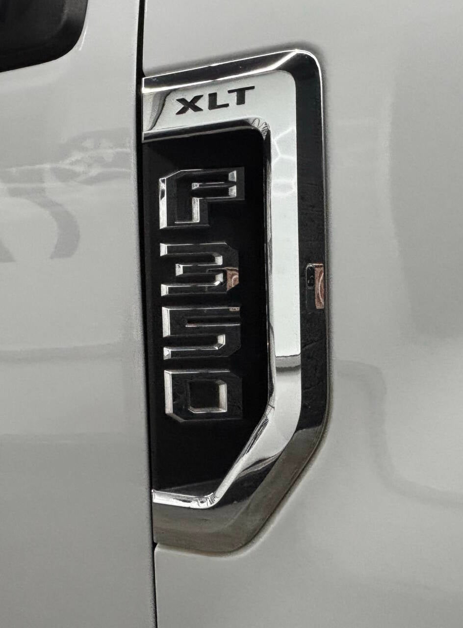 2019 Ford F-350 Super Duty XLT 4x4 4dr SuperCab 8 ft. LB DRW Pickup