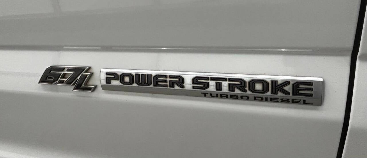 2019 Ford F-350 Super Duty XLT 4x4 4dr SuperCab 8 ft. LB DRW Pickup