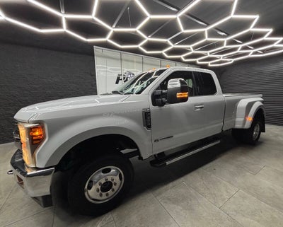 2019 Ford F-350 Super Duty XLT 4x4 4dr SuperCab 8 ft. LB DRW Pickup