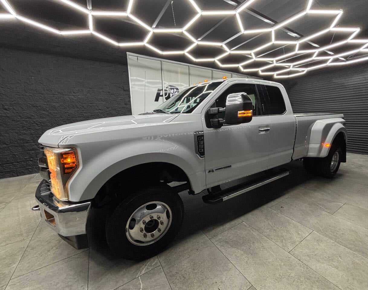 2019 Ford F-350 Super Duty XLT 4x4 4dr SuperCab 8 ft. LB DRW Pickup