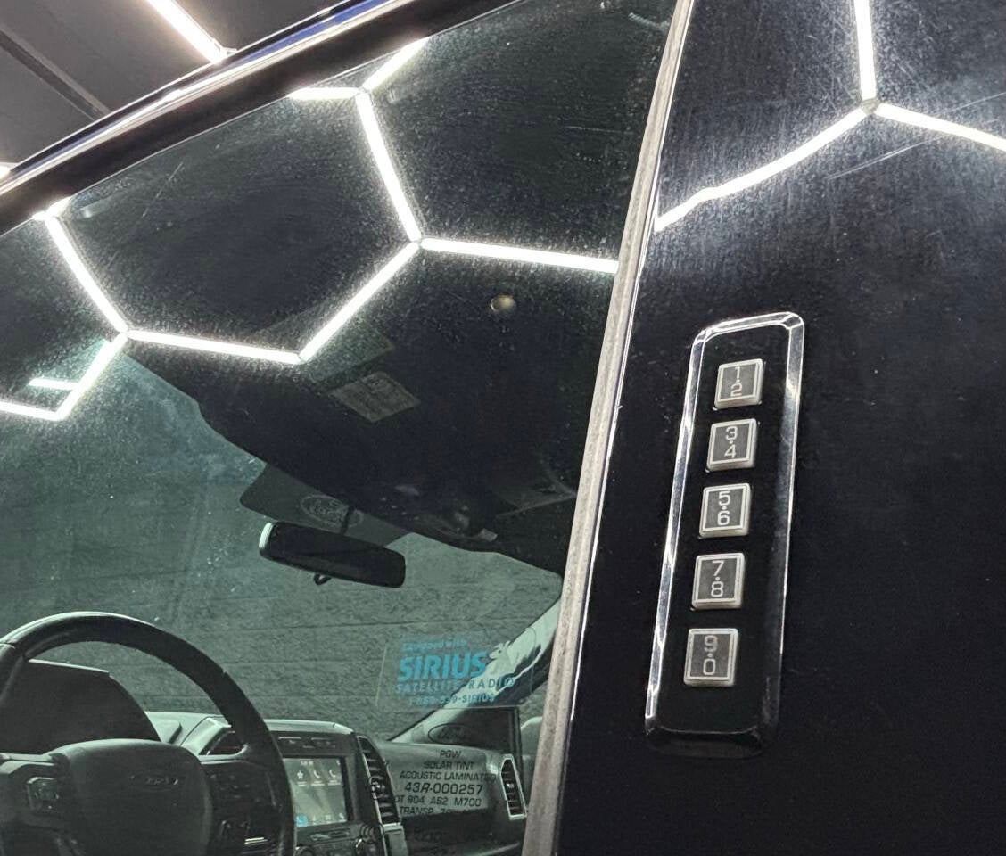 2018 Ford F-150 XLT 4x2 4dr SuperCrew 5.5 ft. SB