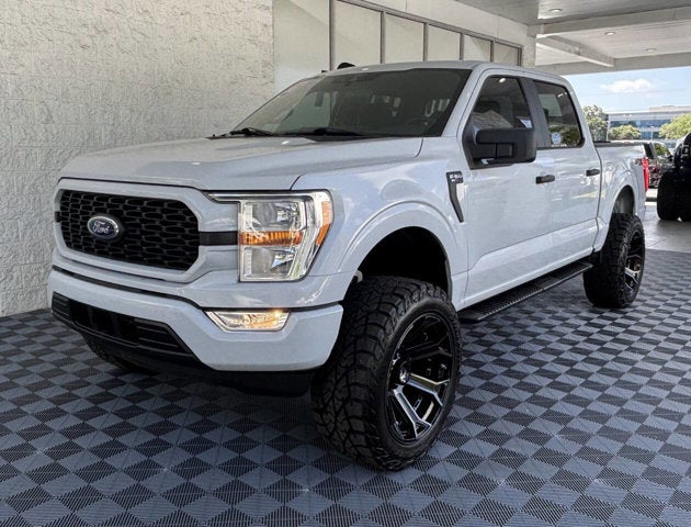 2021 Ford F-150 XLT 4x2 4dr SuperCrew 5.5 ft. SB