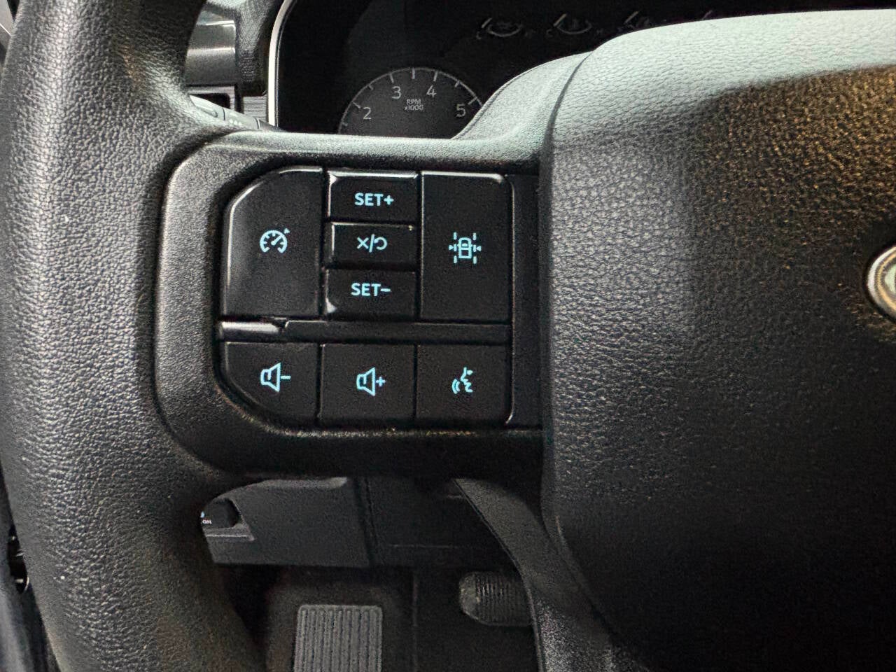 2021 Ford F-150 XL 4x2 4dr SuperCrew 5.5 ft. SB