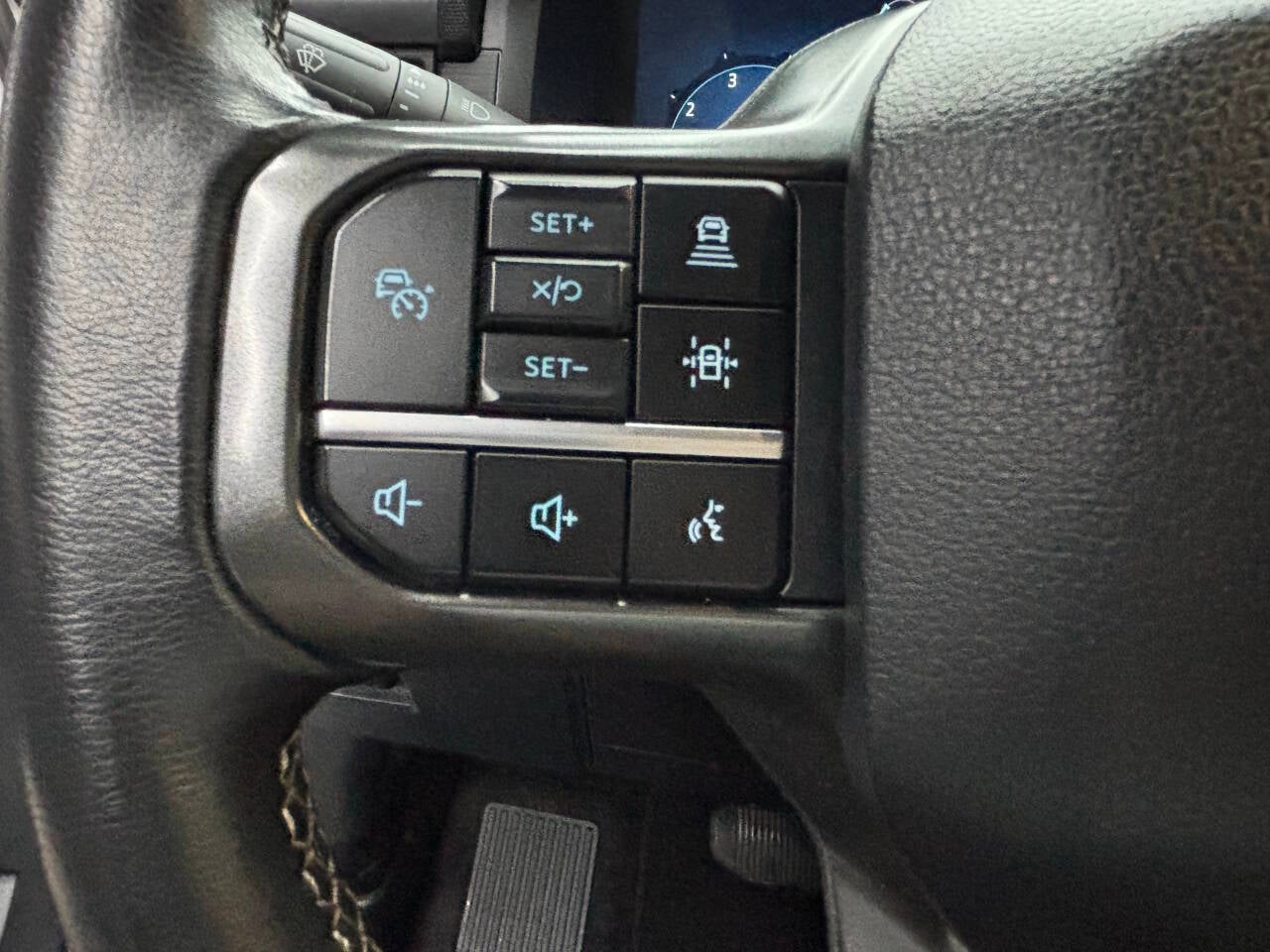 2024 Ford F-150 XLT 4x2 4dr SuperCrew 5.5 ft. SB