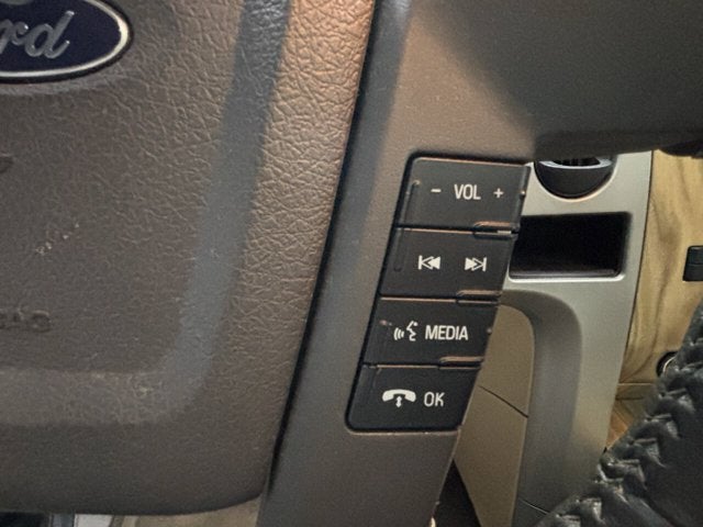 2011 Ford F-150 Lariat 4x2 4dr SuperCrew Styleside 5.5 ft. SB