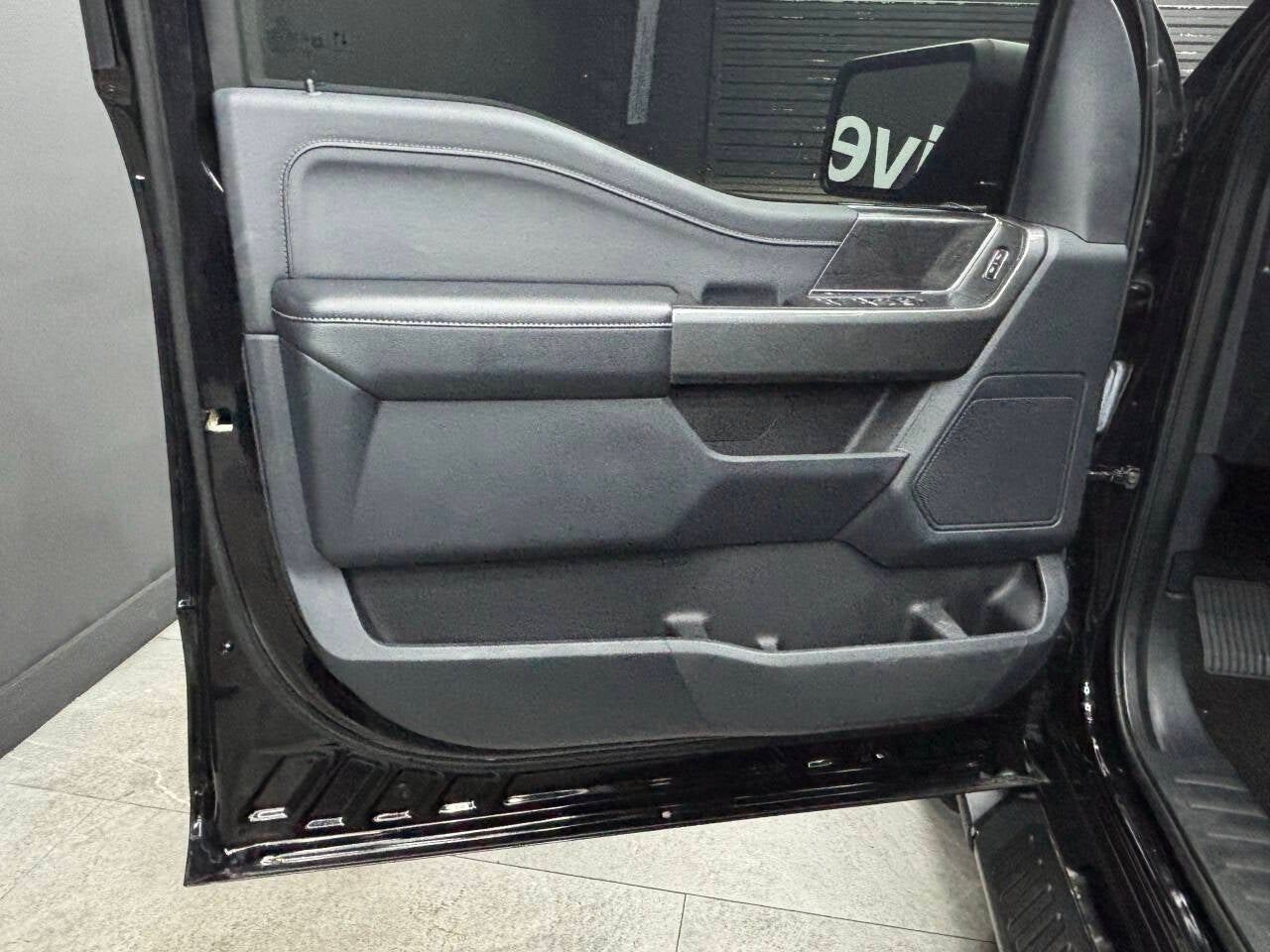 2022 Ford F-150 XLT 4x4 4dr SuperCrew 5.5 ft. SB