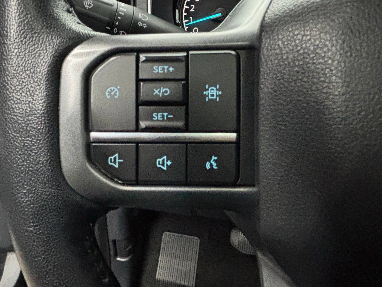 2022 Ford F-150 XLT 4x4 4dr SuperCrew 5.5 ft. SB