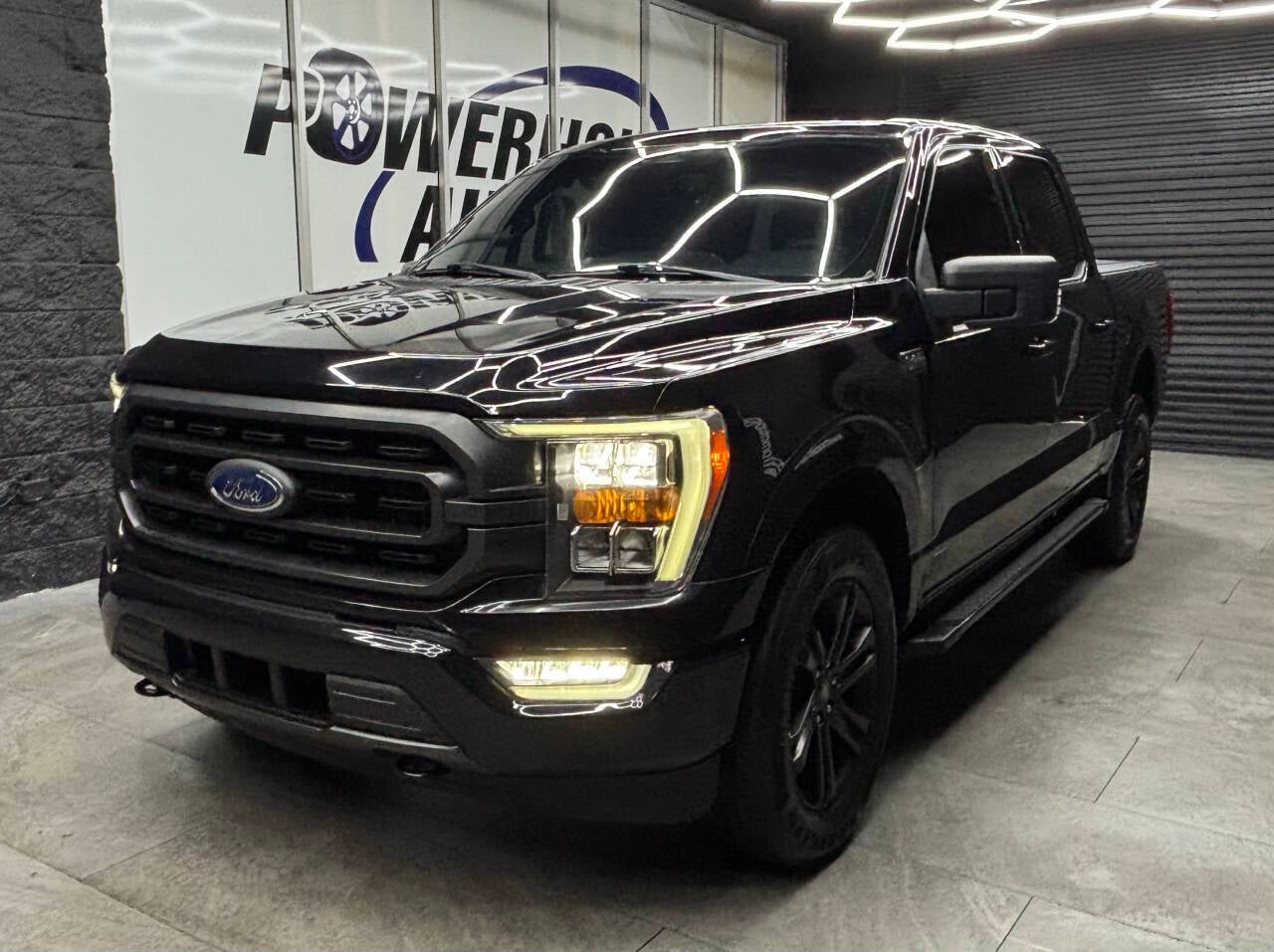 2022 Ford F-150 XLT 4x4 4dr SuperCrew 5.5 ft. SB