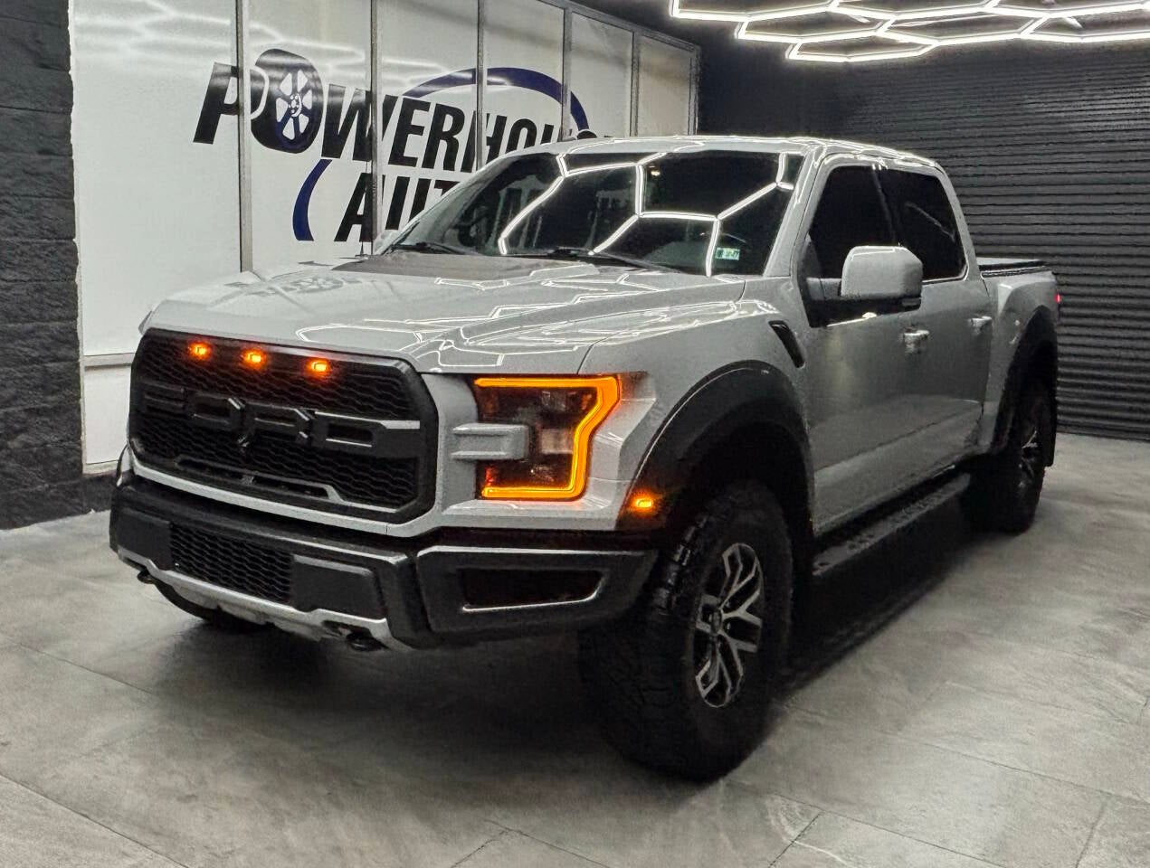 2021 Ford F-150 Raptor 4x4 4dr SuperCrew 5.5 ft. SB
