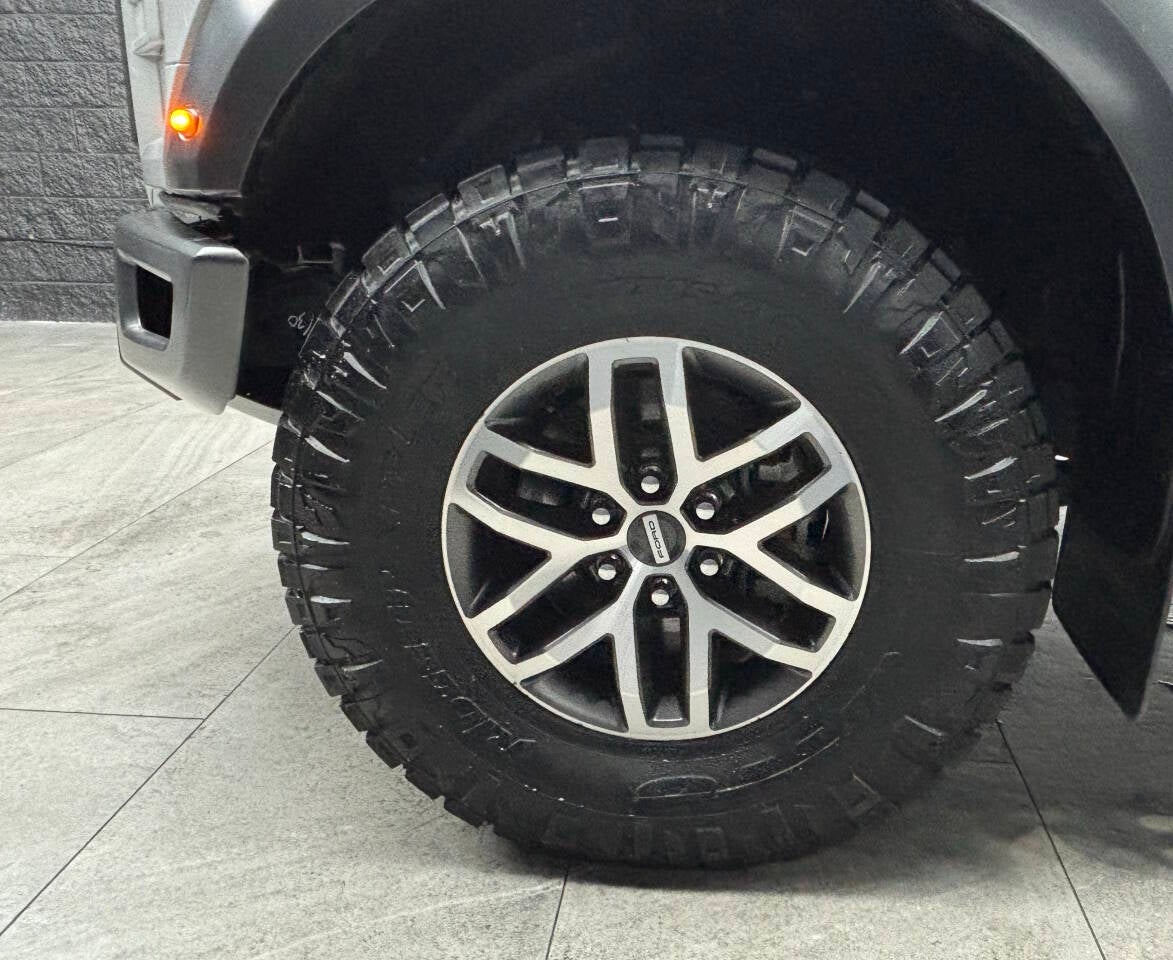 2021 Ford F-150 Raptor 4x4 4dr SuperCrew 5.5 ft. SB