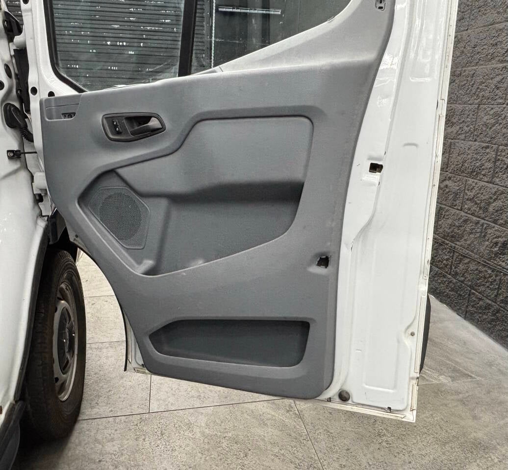 2015 Ford Transit 250 3dr SWB Medium Roof Cargo Van w/Sliding Passenger Side Door