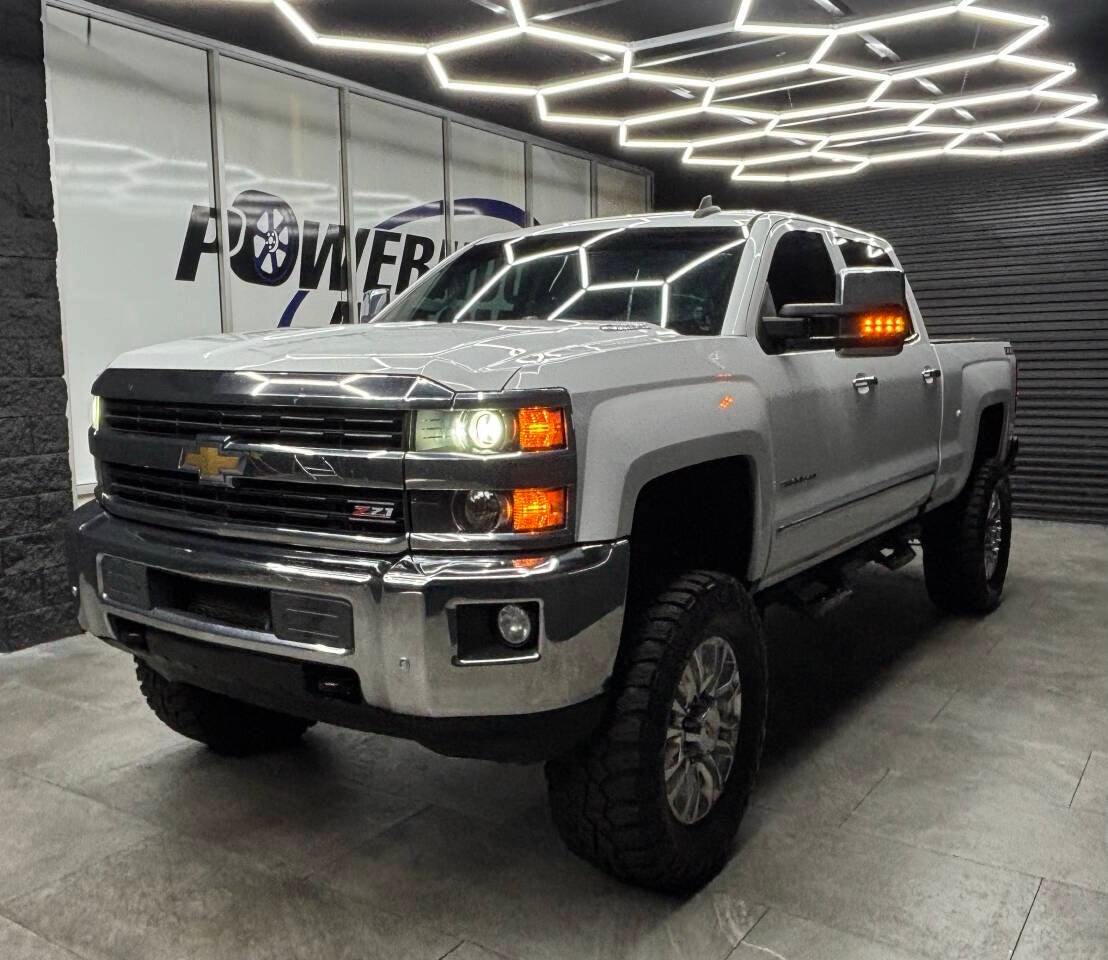 2016 Chevrolet Silverado 2500HD LTZ 4x4 4dr Crew Cab SB