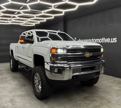 2016 Chevrolet Silverado 2500HD LTZ 4x4 4dr Crew Cab SB