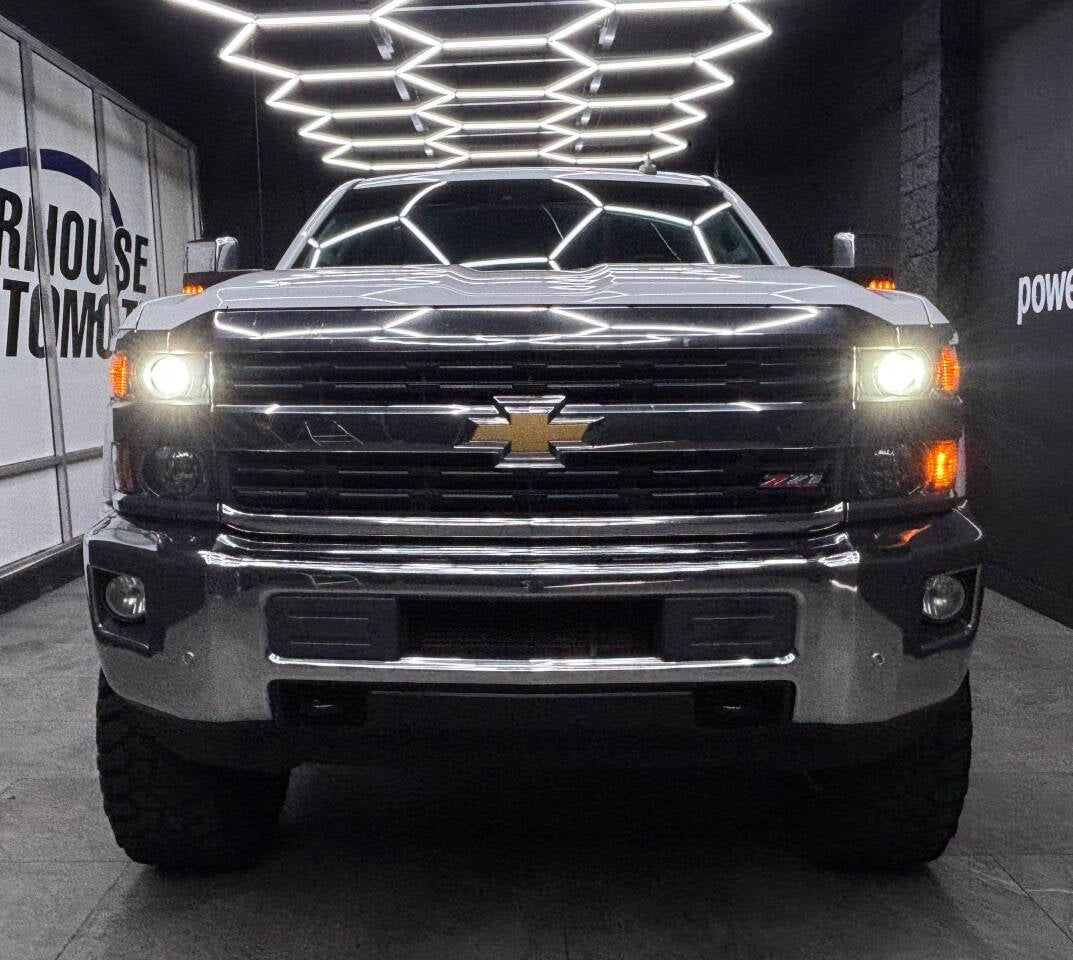 2016 Chevrolet Silverado 2500HD LTZ 4x4 4dr Crew Cab SB