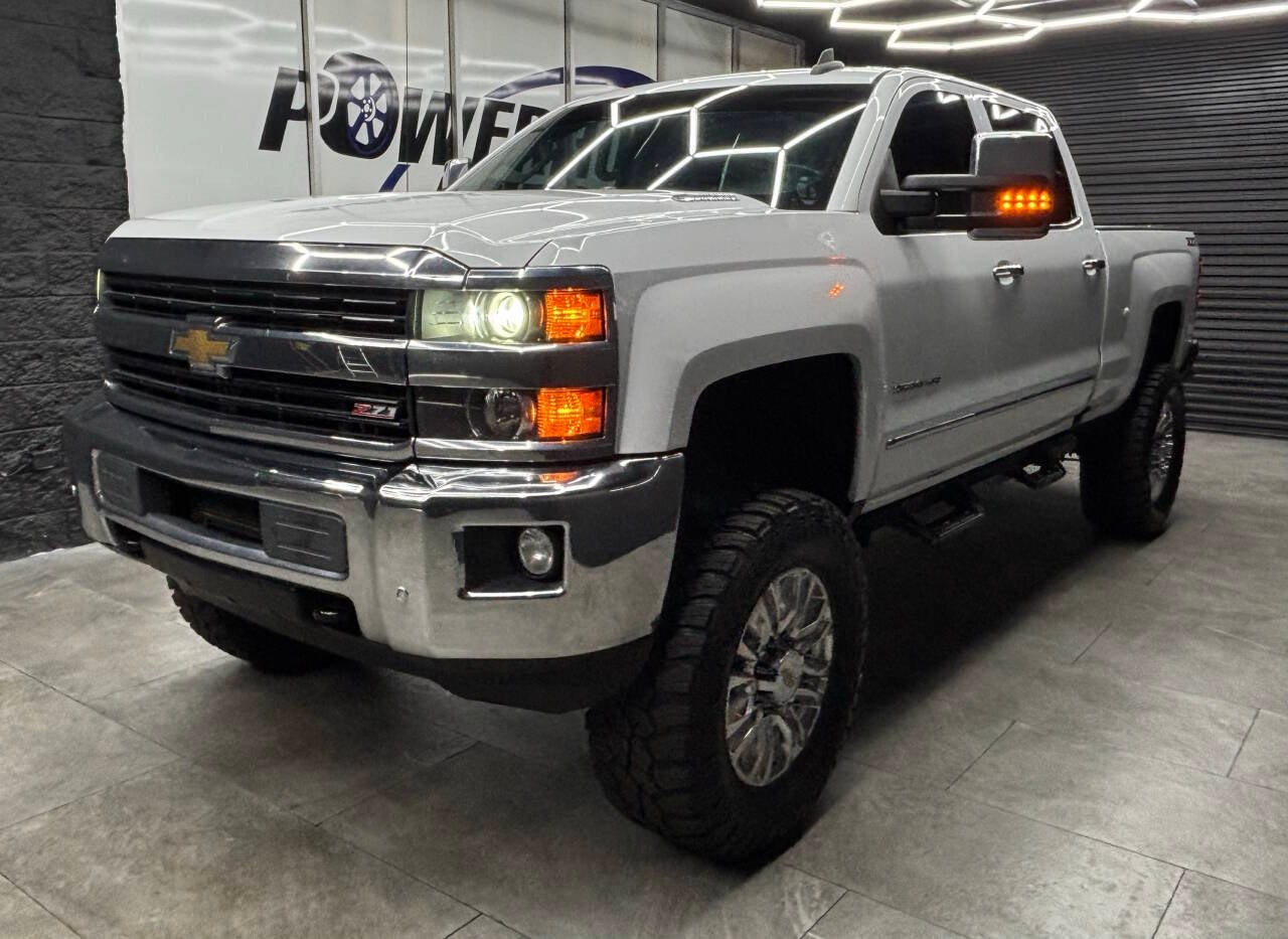2016 Chevrolet Silverado 2500HD LTZ 4x4 4dr Crew Cab SB