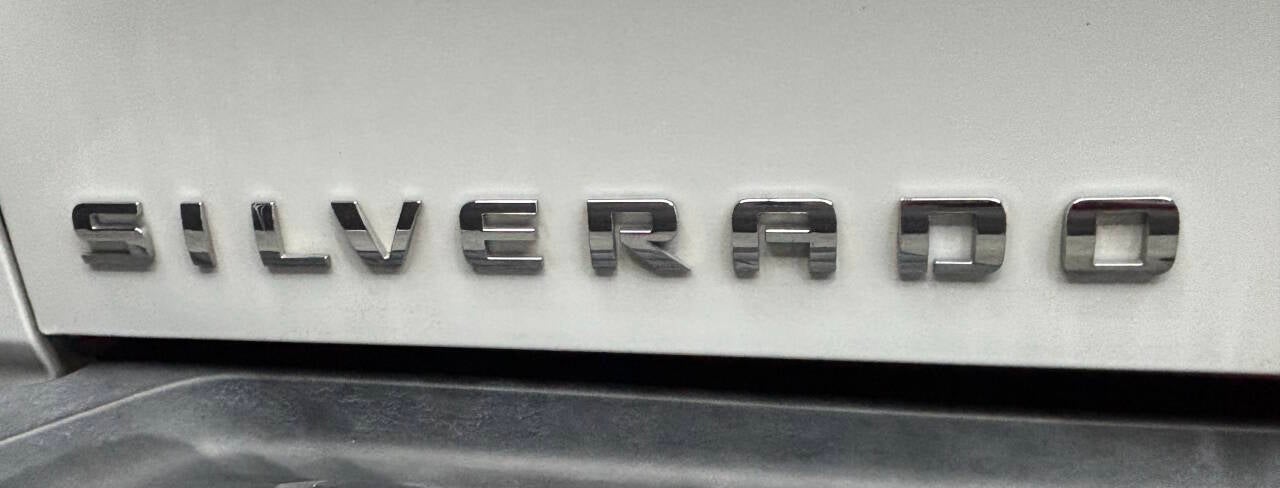 2013 Chevrolet Silverado 3500HD LTZ 4x4 4dr Crew Cab LB DRW