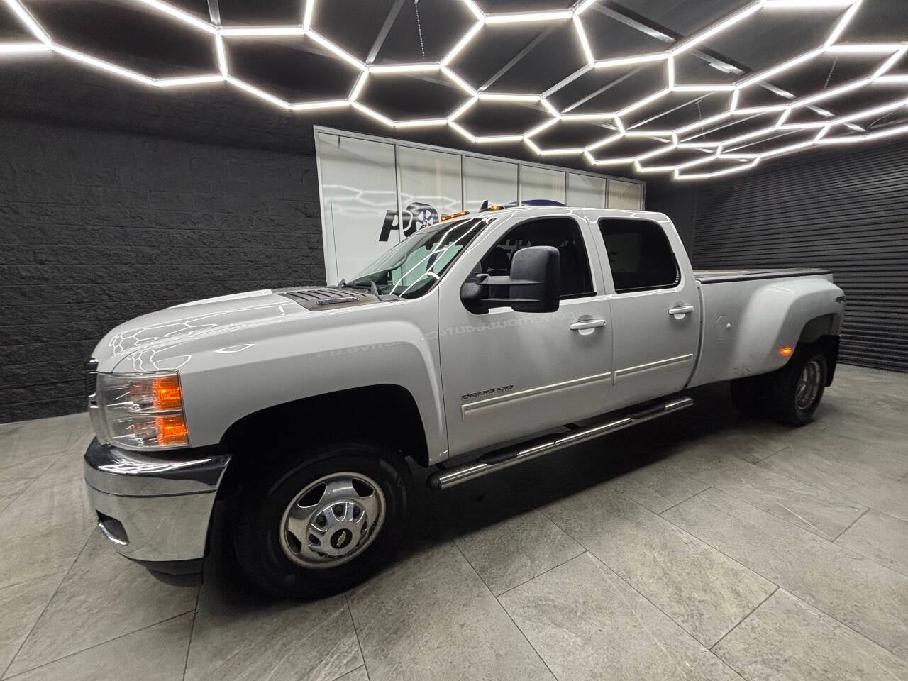 2013 Chevrolet Silverado 3500HD LTZ 4x4 4dr Crew Cab LB DRW