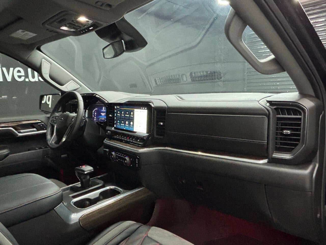 2024 Chevrolet Silverado 1500 RST 4x4 4dr Crew Cab 5.8 ft. SB