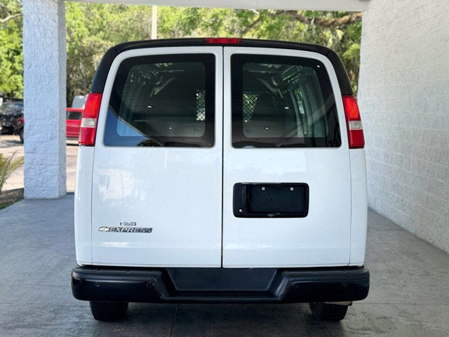 2017 Chevrolet Express Cargo Van 2500 3dr Cargo Van