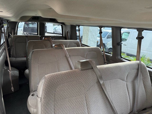 2018 GMC Savana Passenger LT