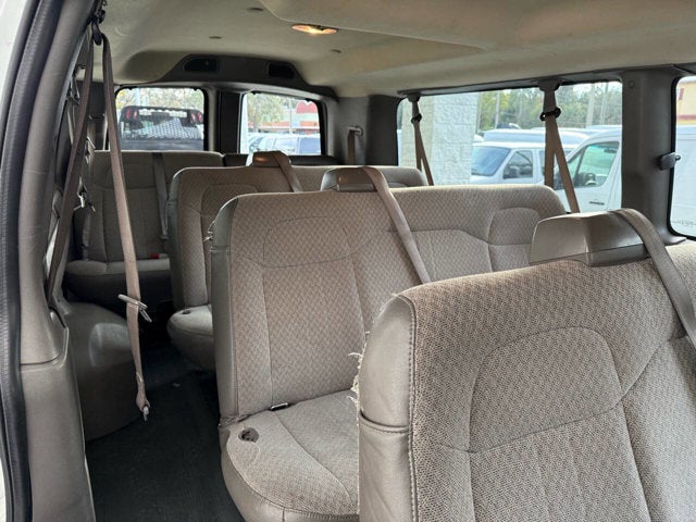 2018 GMC Savana Passenger LT