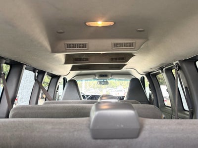 2018 GMC Savana Passenger LT