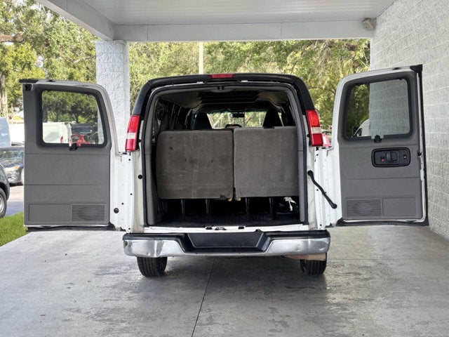 2018 GMC Savana Passenger LT