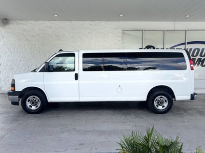 2018 GMC Savana Passenger LT