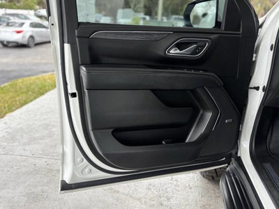 2022 GMC Yukon XL SLT