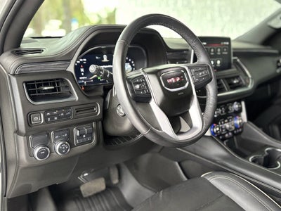 2022 GMC Yukon XL SLT