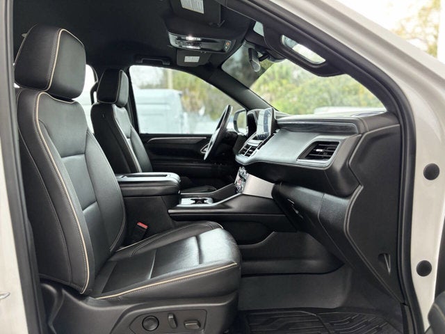 2022 GMC Yukon XL SLT
