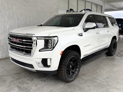 2022 GMC Yukon XL SLT