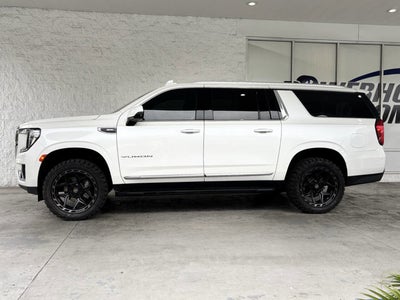 2022 GMC Yukon XL SLT