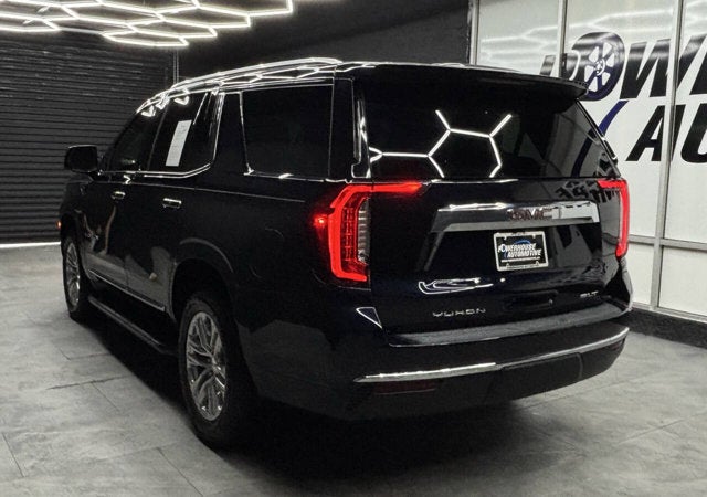 2023 GMC Yukon SLT