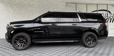 2022 Chevrolet Suburban LT