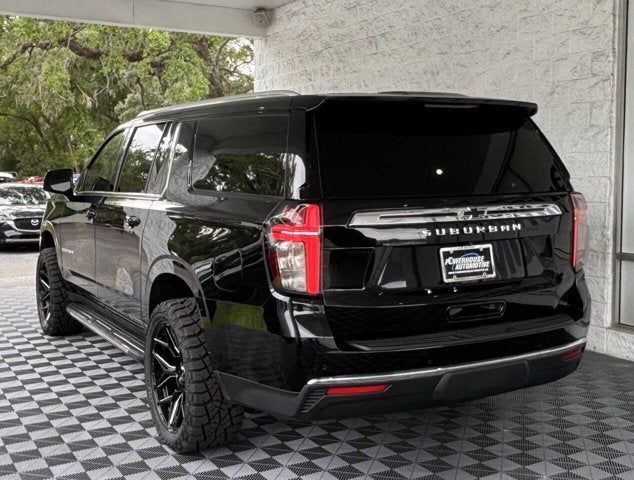 2022 Chevrolet Suburban LT