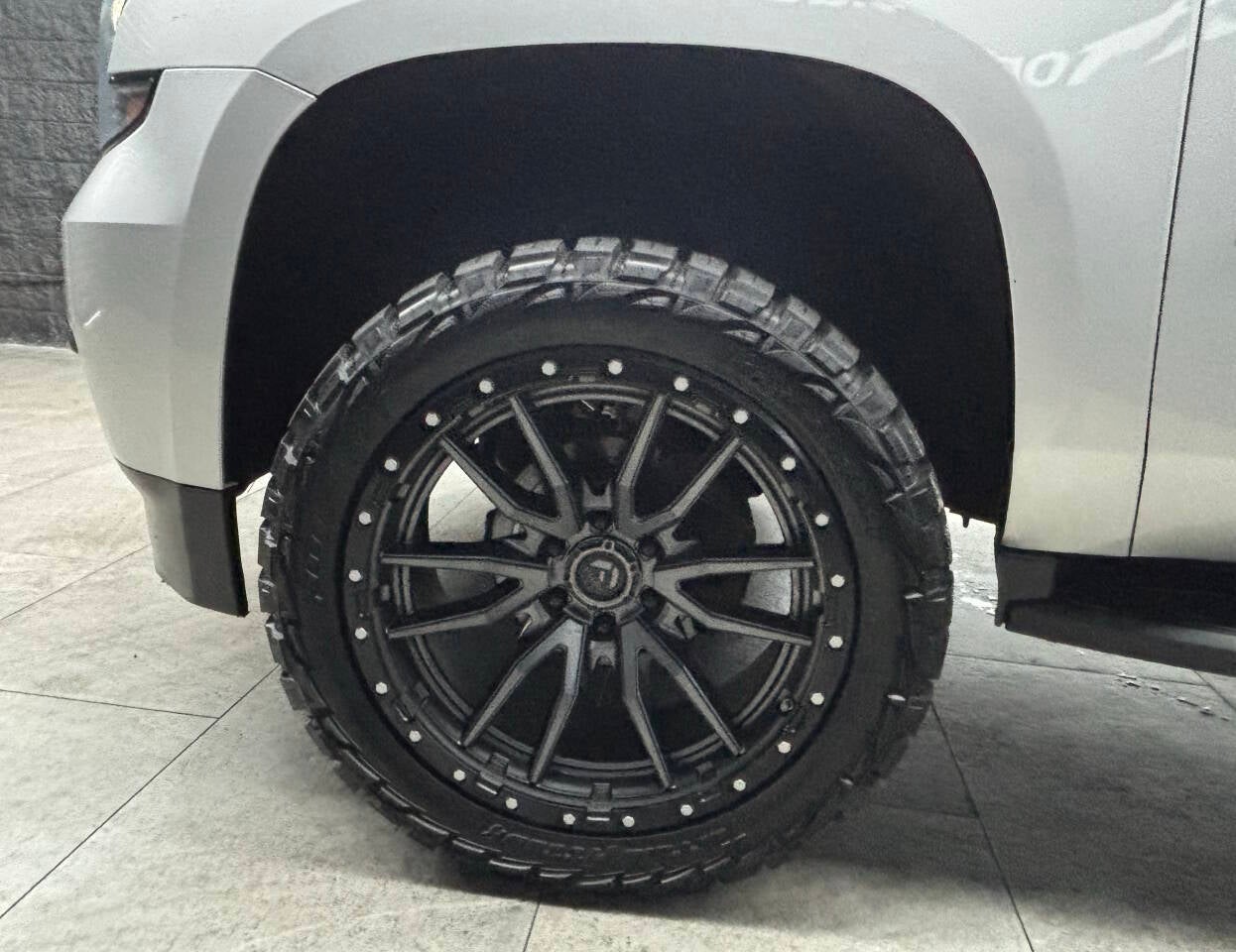 2018 Chevrolet Suburban LT 4x4 4dr SUV